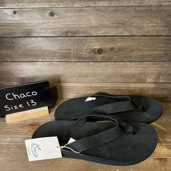 New Mens Chaco Classic Leather Black Flip‎ Flops Sandals Size 13 M NWT - Picture 1 of 6